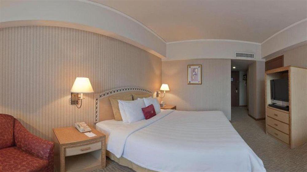 Crowne Plaza San Pedro Sula Hotel Buitenkant foto