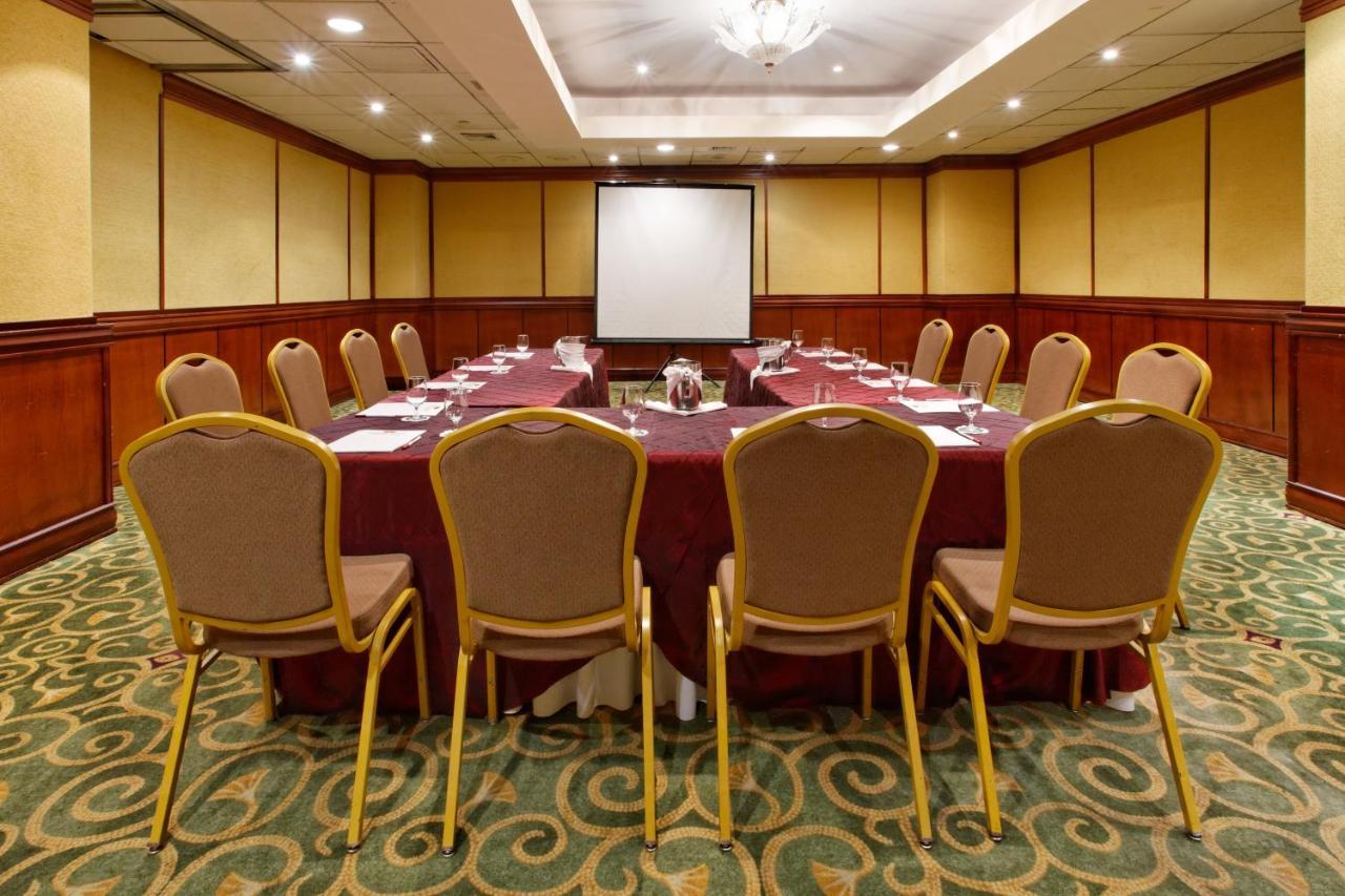 Crowne Plaza San Pedro Sula Hotel Buitenkant foto